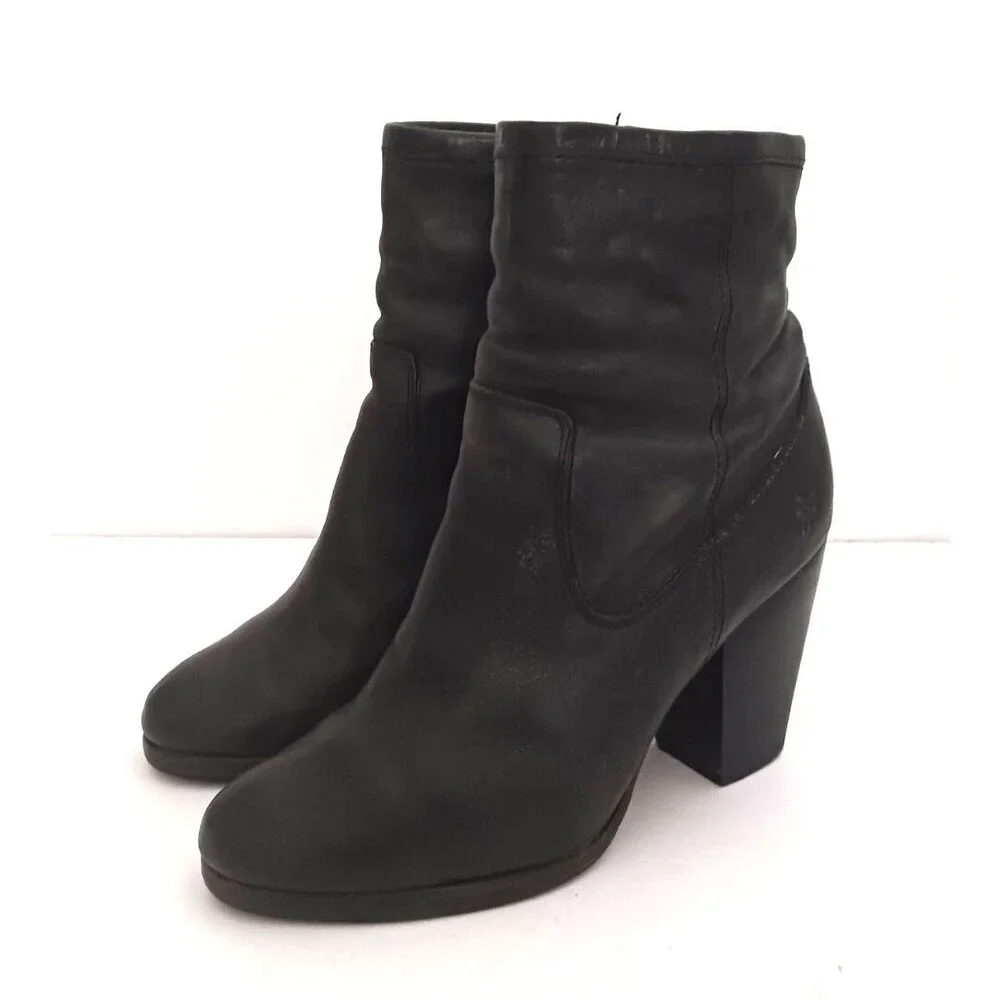 FRYE Patty Artisan Zip Blk Leather Ankle Boot Stacked Wood Block Heel 7.5